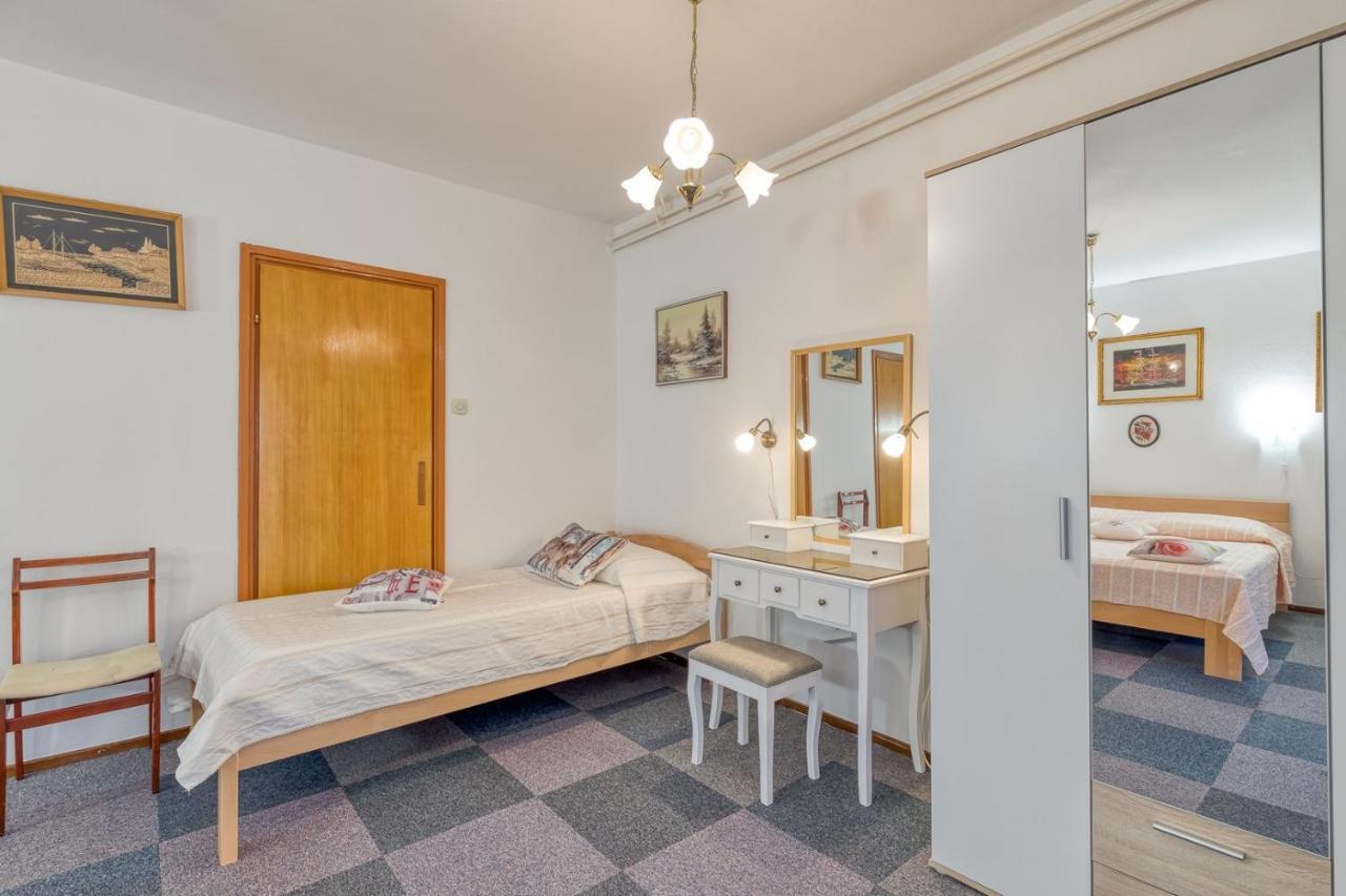 פורץ Apartment Complex Nevia מראה חיצוני תמונה