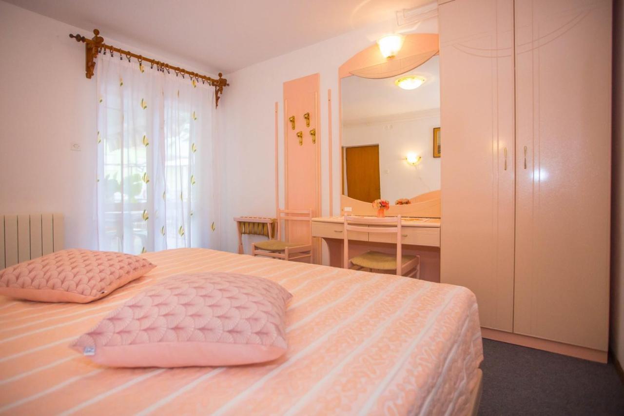 פורץ Apartment Complex Nevia מראה חיצוני תמונה