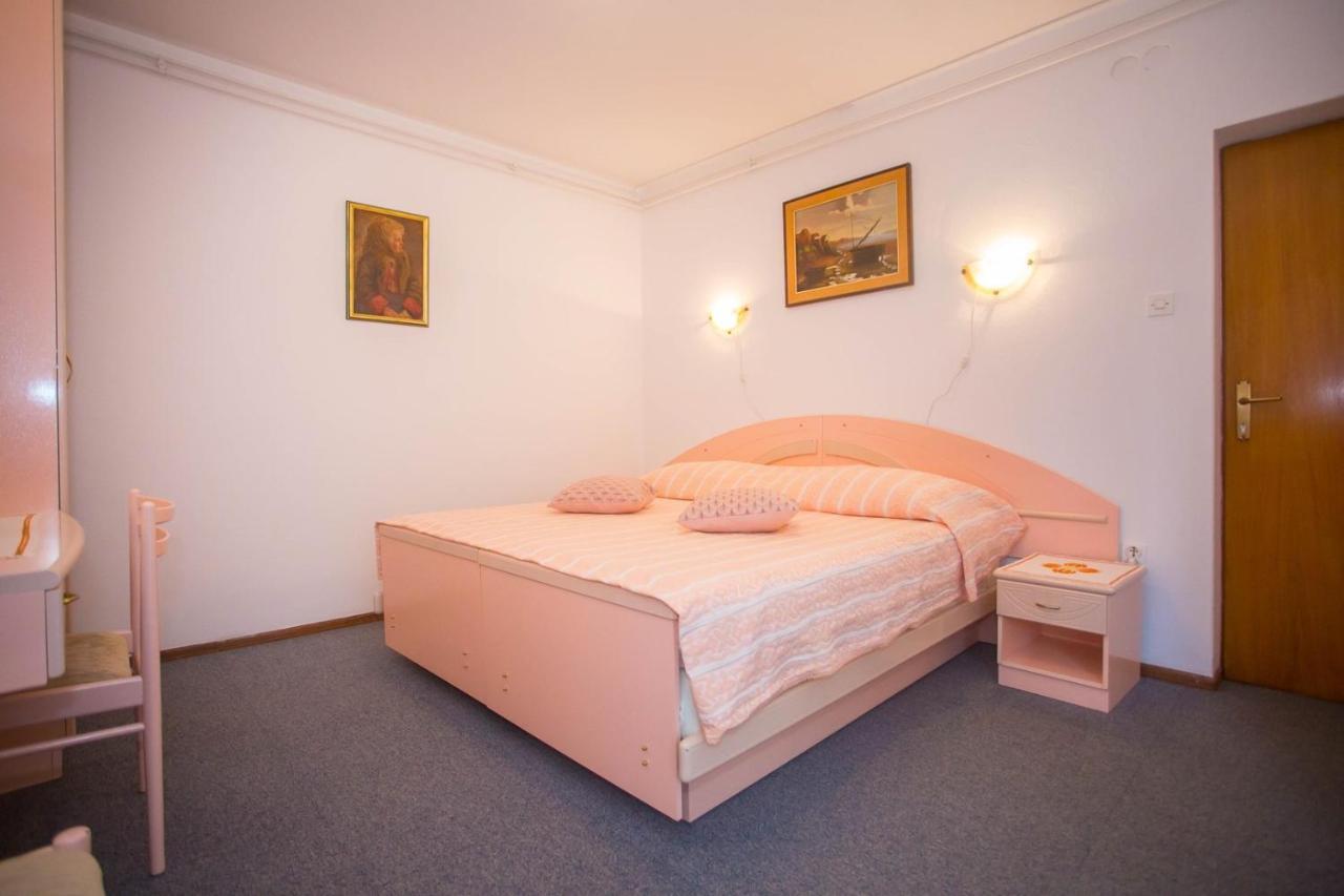 פורץ Apartment Complex Nevia מראה חיצוני תמונה