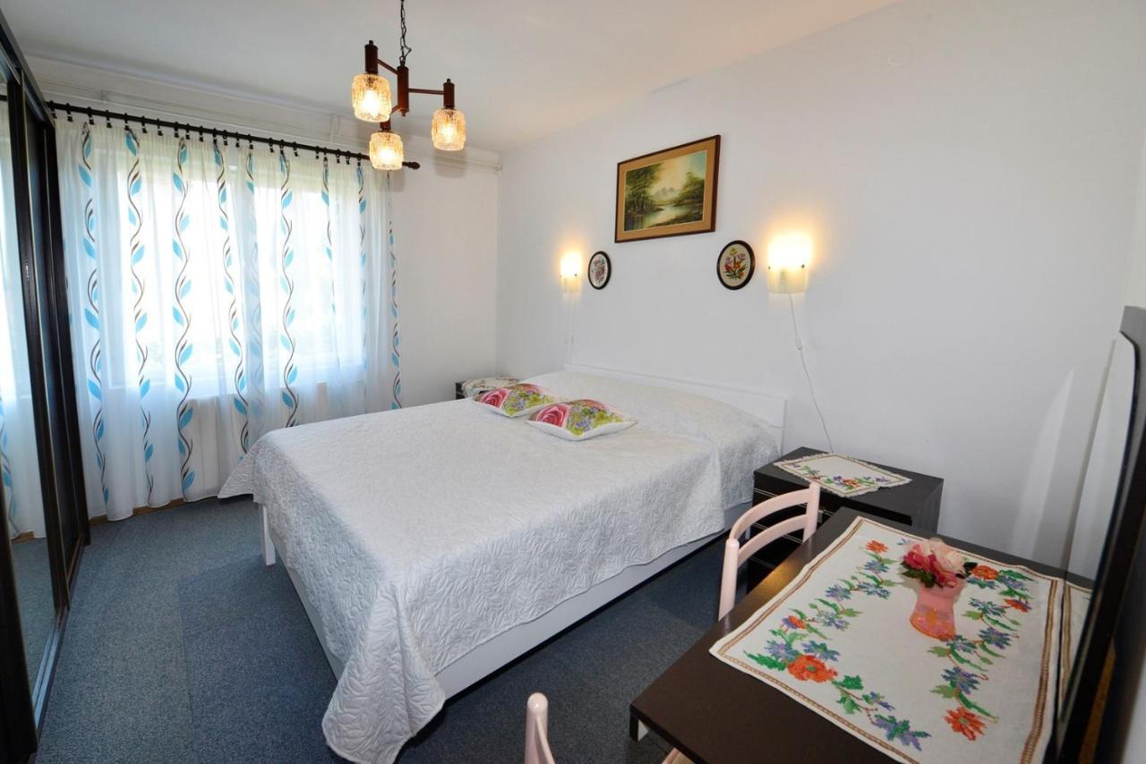 פורץ Apartment Complex Nevia מראה חיצוני תמונה