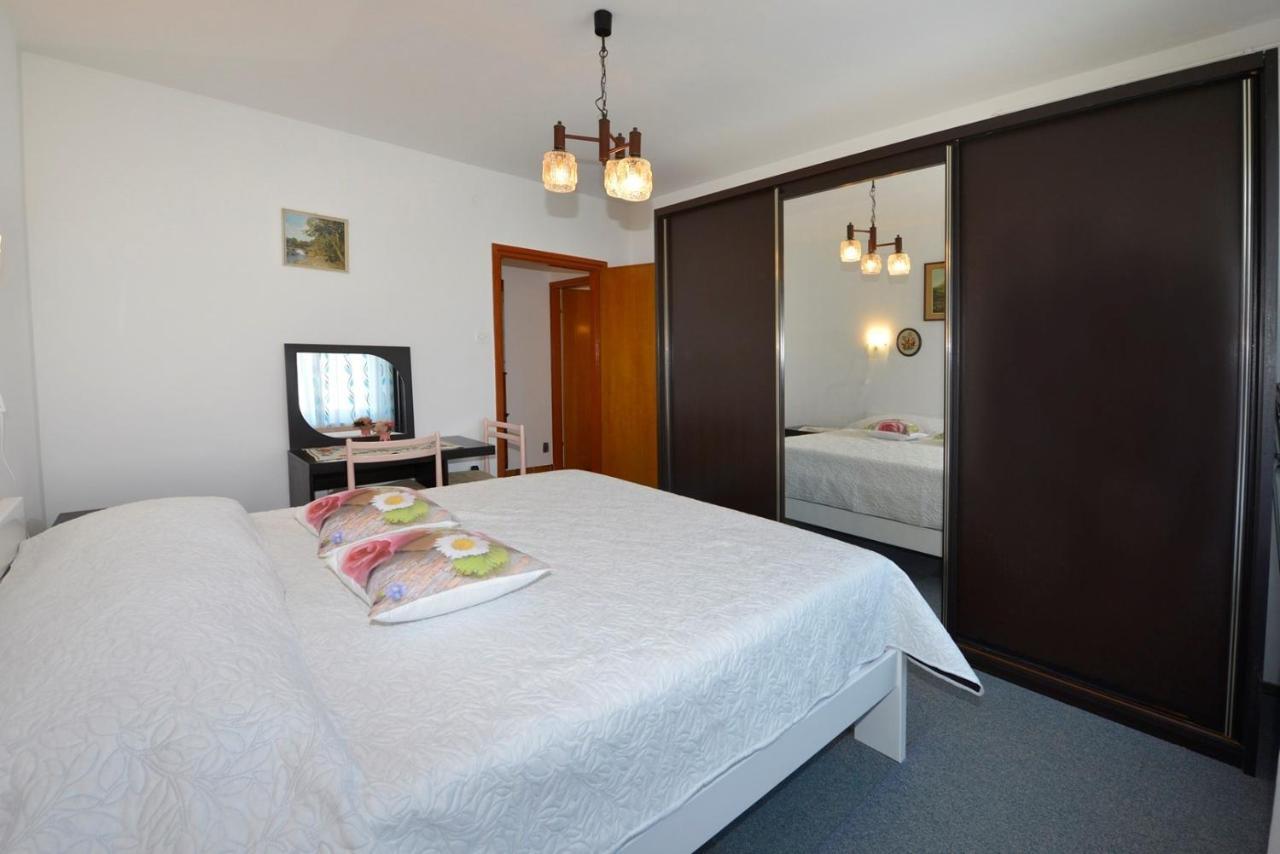 פורץ Apartment Complex Nevia מראה חיצוני תמונה